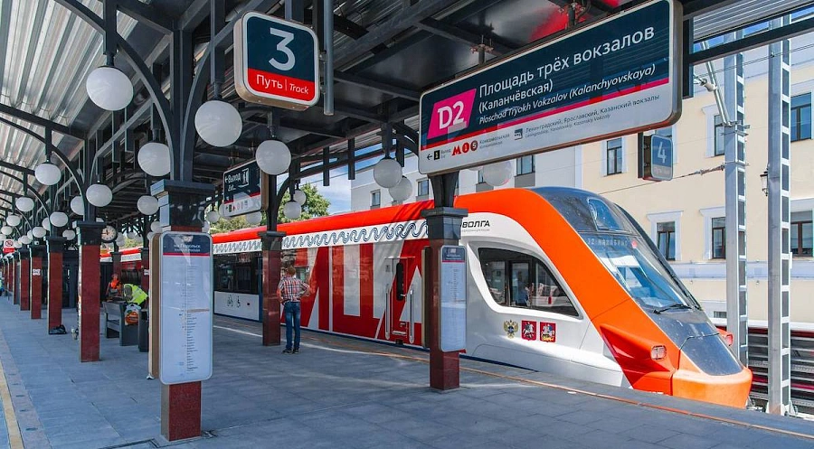 В мае для пассажиров откроют «Площадь трёх вокзалов»