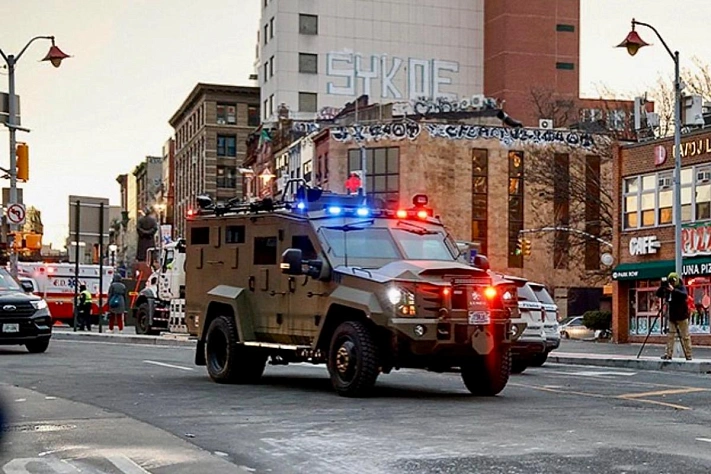 Николаса Мадуро доставили в Нью-Йорк для оглашения обвинений