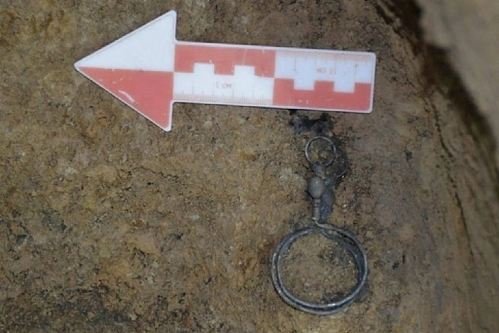 В Троице-Сергиевой лавре нашли серебряные серьги