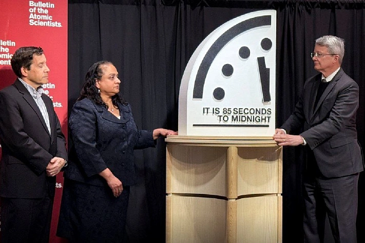 Часы Судного дня переведены ещё на 4 секунды вперёд до «ядерной полуночи» 