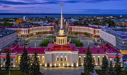 Названы самые культурные города России