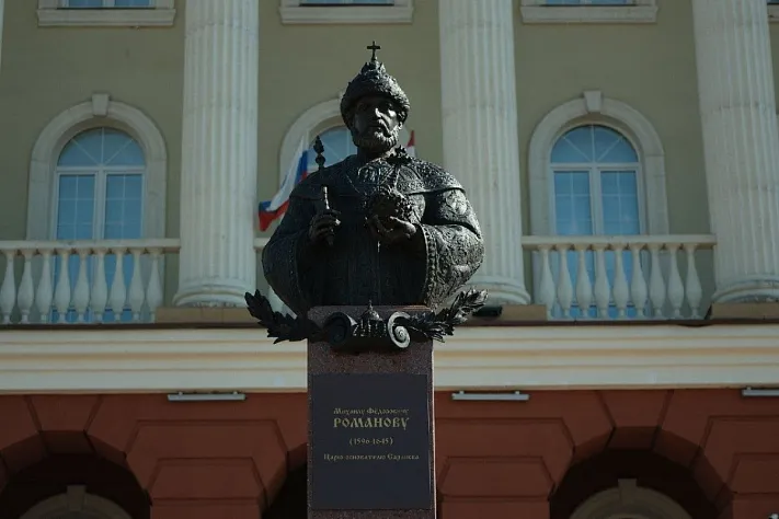 Саранску подарили бюст основателя города