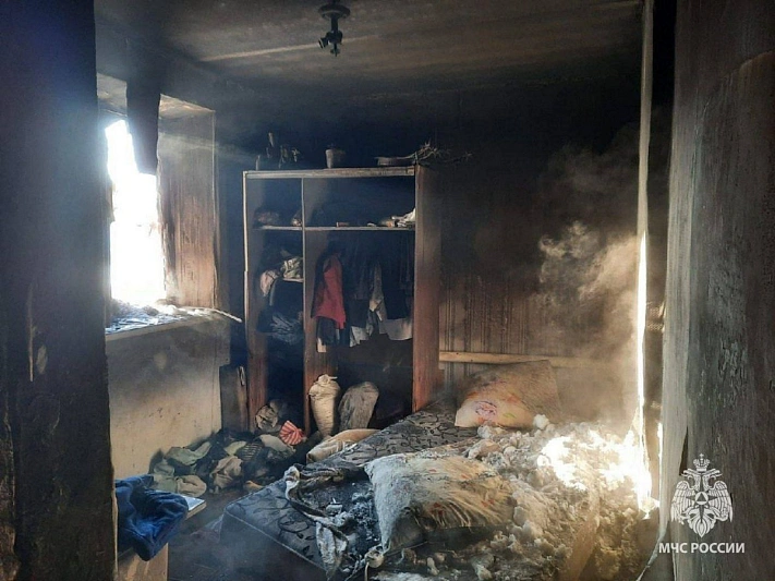 Двое маленьких детей подожгли жильё в Башкирии