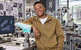 Мбаппе ушёл от Nike и получил долю в On