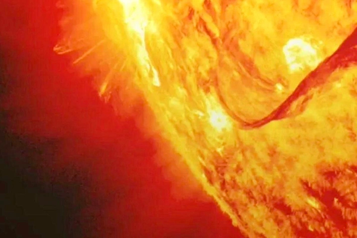 Фото Южного полюса Солнца: новые снимки Solar Orbiter раскрывают тайны звезды