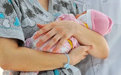 Женщина с двумя матками родила в Подмосковье