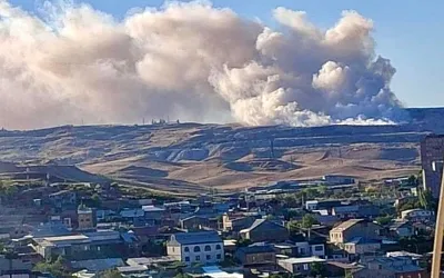Дым над Ереваном — горит Нубарашенская свалка