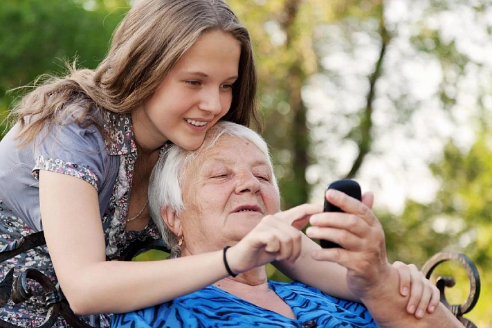 Лучший подарок для родителей — это вы