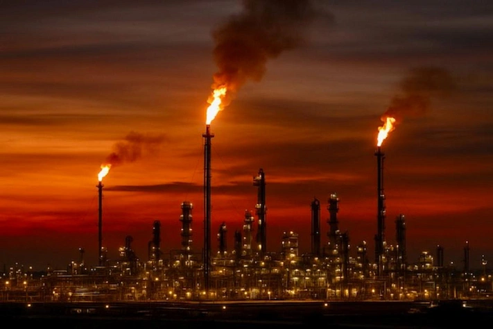 Экспорт нефтепродуктов просел до минимума