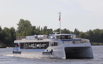 Две скоростных пассажирских судна спустили на воду в Петербурге и Татарстане