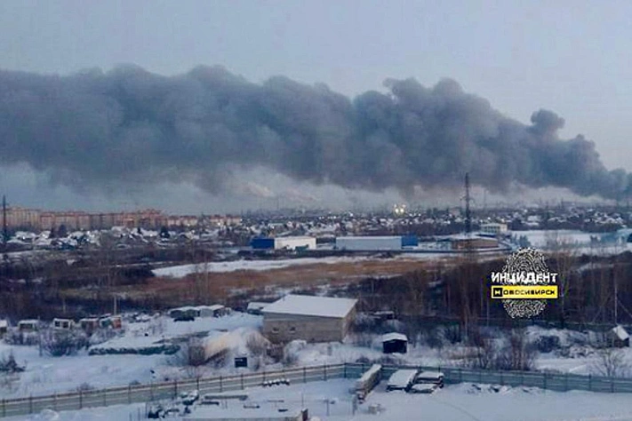 Пожар в Новосибирском зоопарке: спасали животных из вольеров