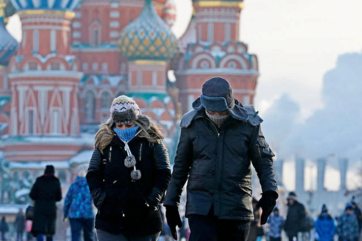 В Москву вернулась зима: синоптики объяснили причины майского похолодания