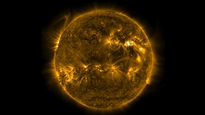 На Солнце произошла вспышка - одна из крупнейших за пять лет