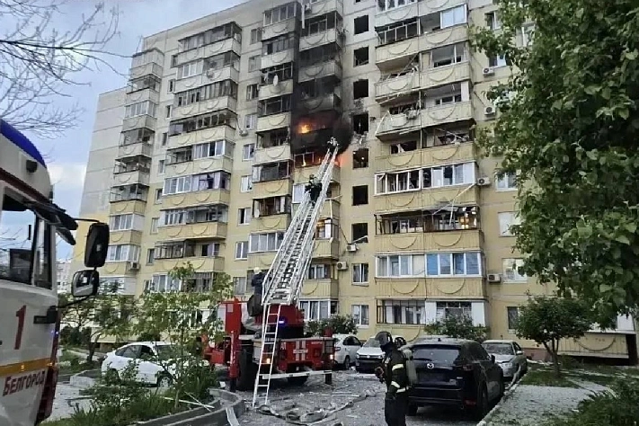 Девять человек пострадали в результате удара БПЛА по высотке в Белгороде