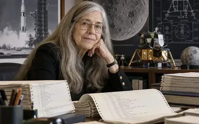 Умерла Маргарет Гамильтон, чей код помог Apollo 11