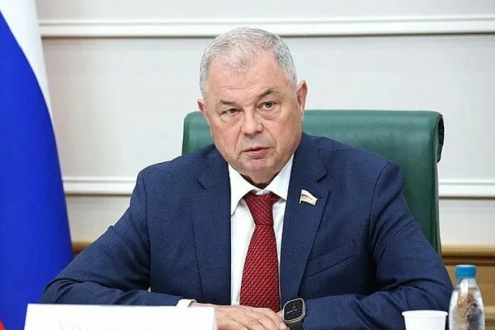 Глава бюджетного комитета Совфеда предложил регионам урезать расходы