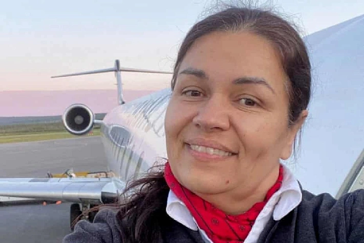 Стюардесса Air Canada выжила после столкновения самолёта с пожарной машиной