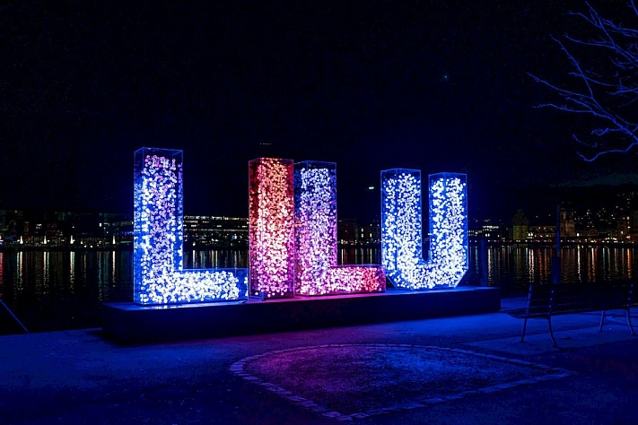 В швейцарском Люцерне стартовал крупнейший фестиваль света «Lilu»