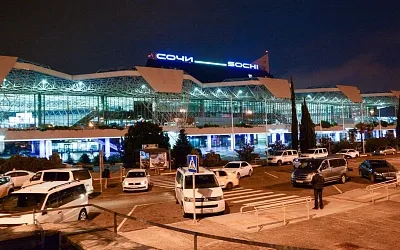 Аэропорт Сочи за праздники обслужил треть миллиона пассажиров