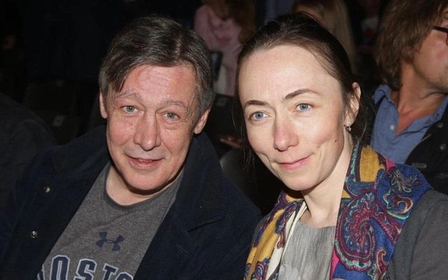 Михаил Ефремов развёлся