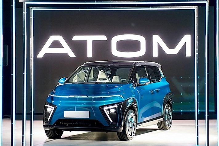 Выпуск электромобиля «Атом» перенесли