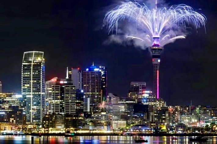 Кто первым встречает Новый год