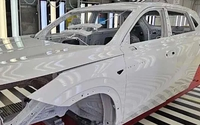 «Москвич» начал сборку первого кузова М70