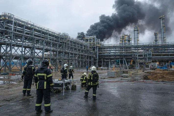 При пожаре на Амурском ГХК погибли семь человек