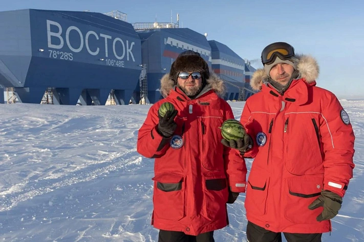 Российские учёные в Антарктиде собрали рекордный урожай арбузов