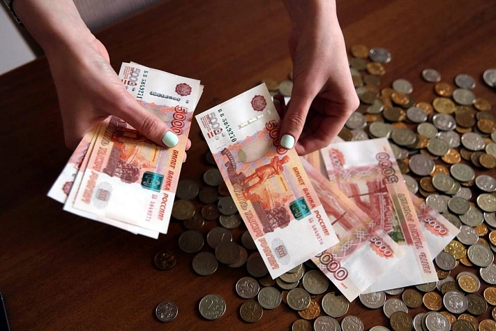 В НИУ ВШЭ посчитали, сколько денег россиянам нужно на члена семьи