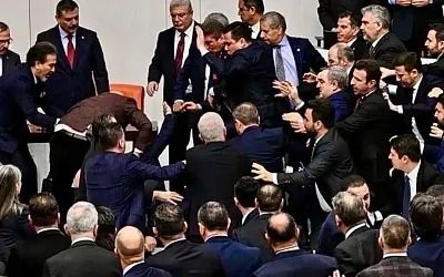 Драка в парламенте Турции из-за нового министра юстиции