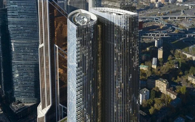 Железнодорожники вновь выставили на продажу небоскрёб Moscow Towers
