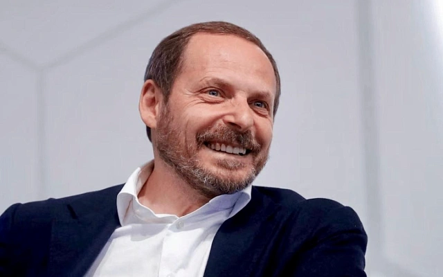 Forbes оценил состояние Аркадия Воложа в $4,4 млрд после роста акций Nebius