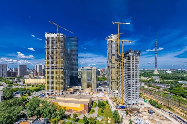 Строительство жилья в Москве сократилось более чем на четверть