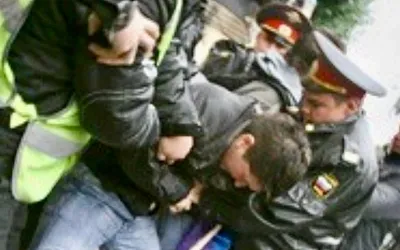Массовая драка с ножами в Ленинградской области: госпитализированы четыре человека