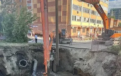 Авария в Новосибирске опустошила полки с водой