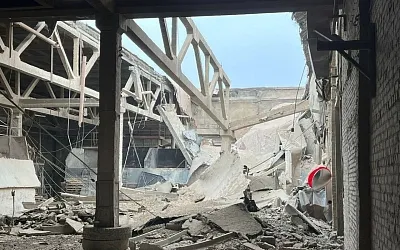 В Щёлково на керамическом заводе рухнул потолок