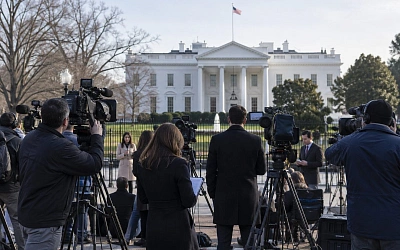 Телеканалы США встали на сторону CNN в споре с Белым домом