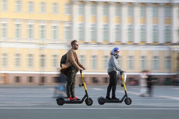 В Петербурге и Подмосковье запустили тест верификации аренды самокатов через Госуслуги