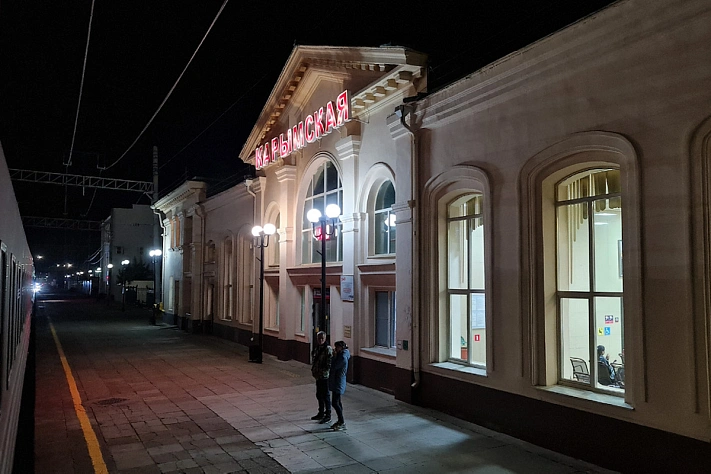 Подростка высадили на мороз из поезда «Россия» в 150 км от его станции