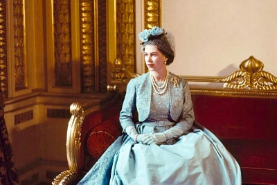 букингемский дворец покажет моду елизаветы ii как часть истории власти