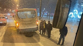 В Подмосковье у маршрутки с пассажирами на ходу отвалились колёса
