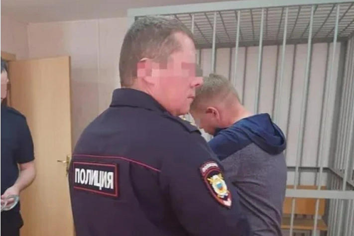 Экс-начальника РЭО ГИБДД Братска отправили в колонию на 6,5 лет