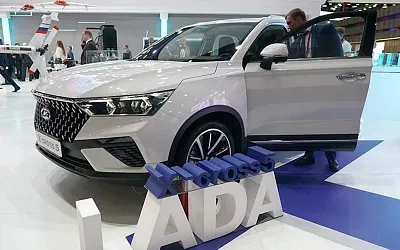 На сайте «АвтоВАЗ» появился кроссовер X-Cross 5