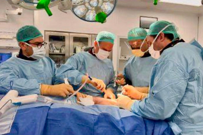 В Израиле впервые сохранили подвижность голеностопа после замены таранной кости