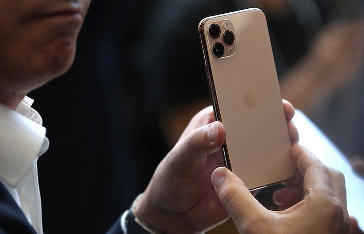Половина корпусов iPhone из Индии оказались браком