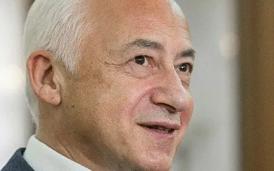 Инсульт у Владимира Спивакова не подтвердился, маэстро остаётся в больнице
