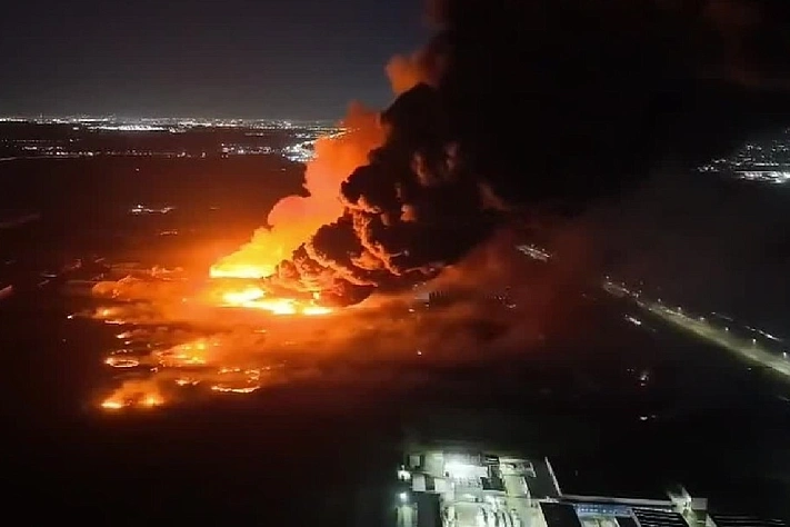 Мощный взрыв на химическом заводе в Буэнос-Айресе