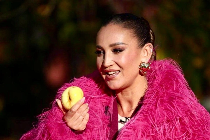 Почему Бузова выбрала именно яблоко