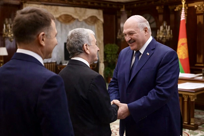 Лукашенко принял в Минске посланника Трампа